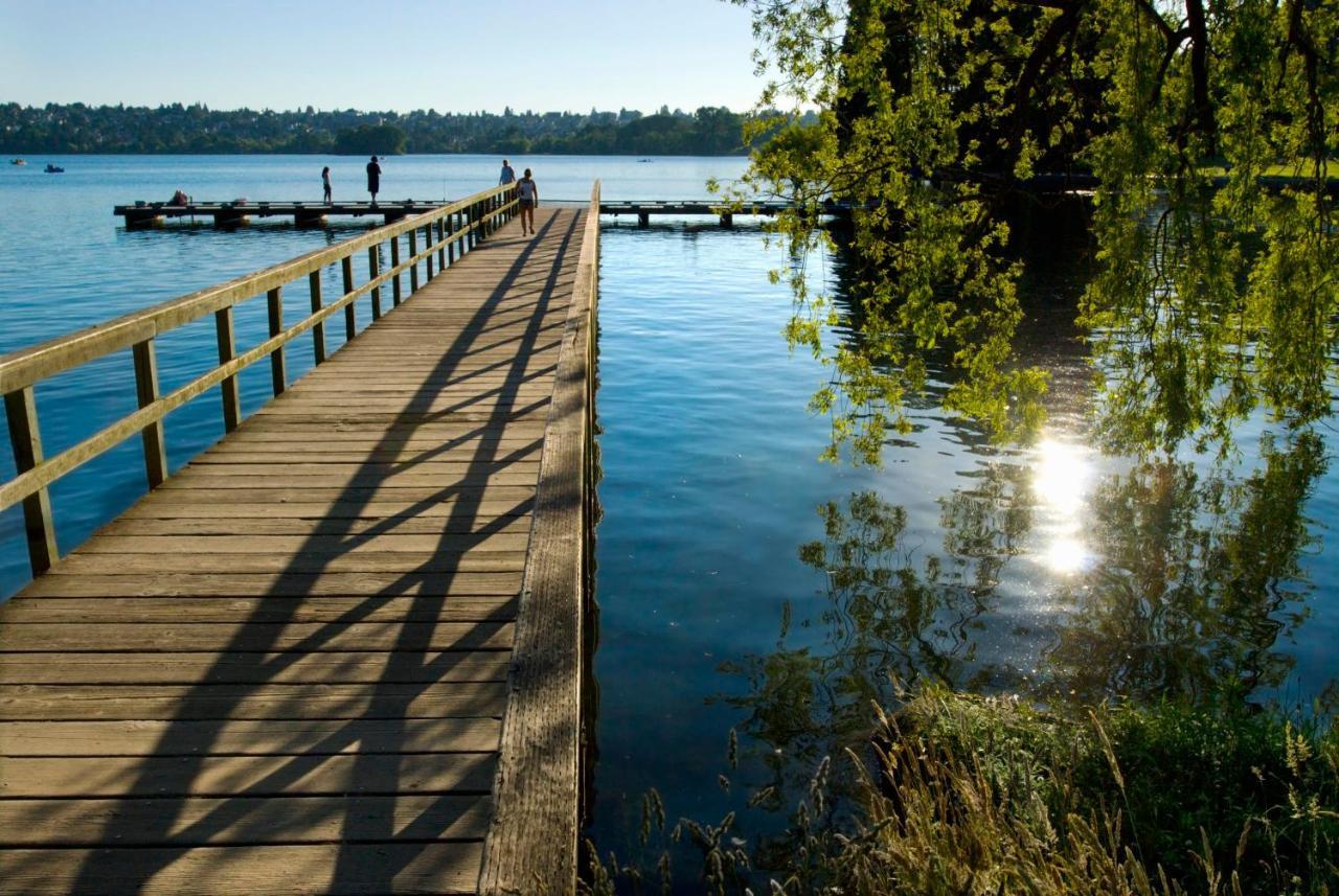 Green Lake 1St Line Home B With Central Air Conditioners Seattle Eksteriør billede